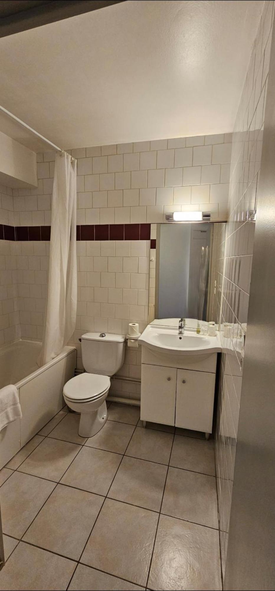 Hotel Lyon Sud, Pierre Benite, St Genis Laval المظهر الخارجي الصورة
